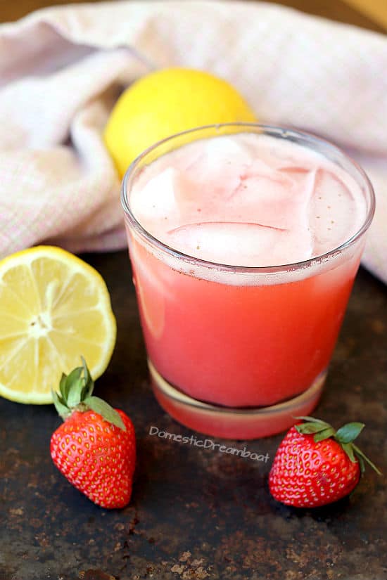Strawberry Lemonade - Lightly sweetened and perfectly refreshing