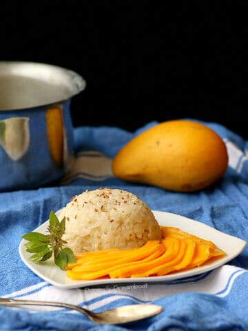 Thai Sticky Rice with Mango and Coconut