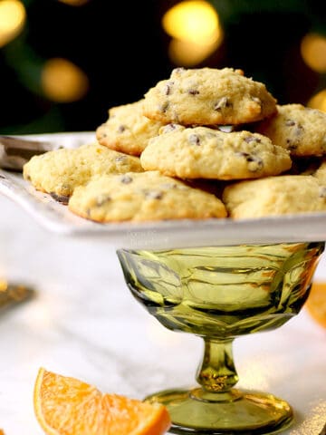 Chocolate Orange Ricotta Cookies - Domestic Dreamboat #cookies #dessert