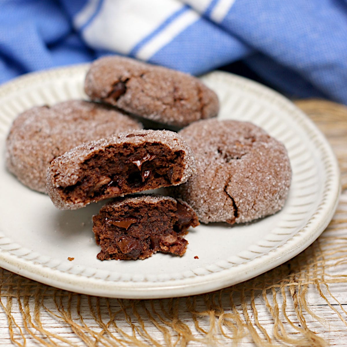 Vegan Double Chocolate Cookies closeup web cropped